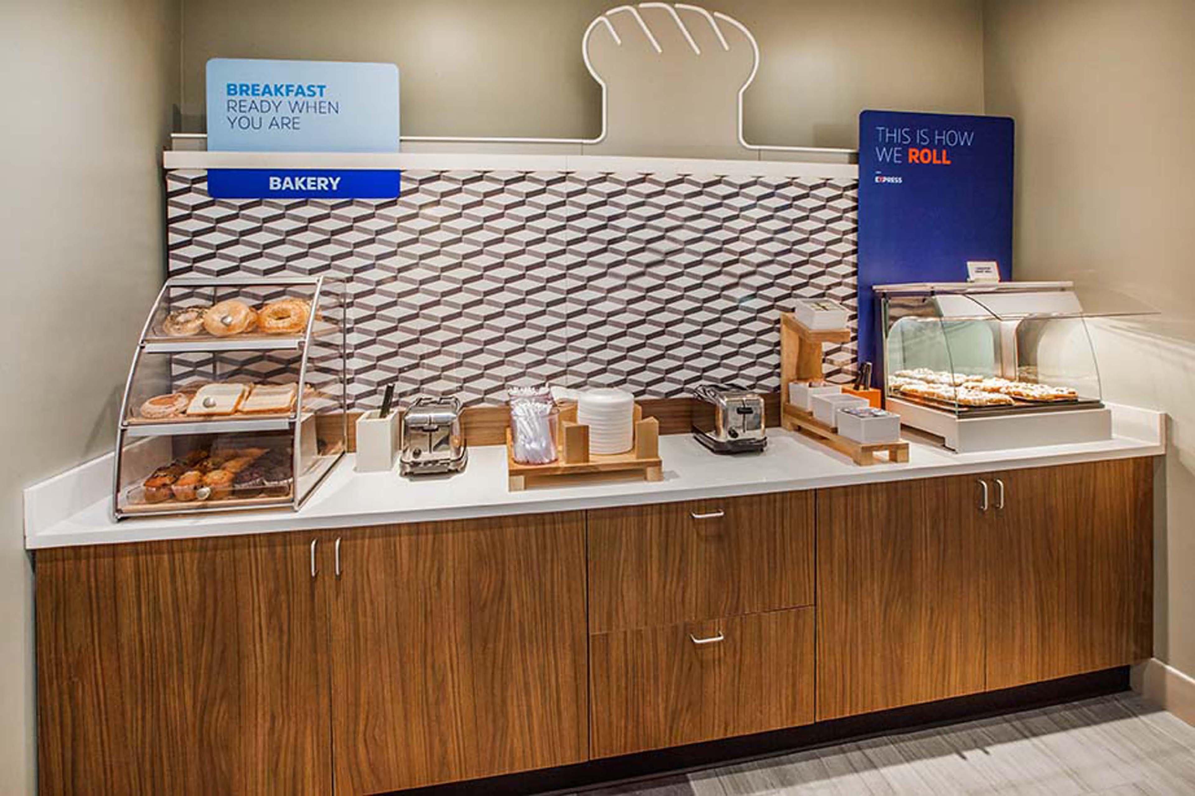 Holiday Inn Express & Suites Austin Nw - Four Points By Ihg Exteriér fotografie